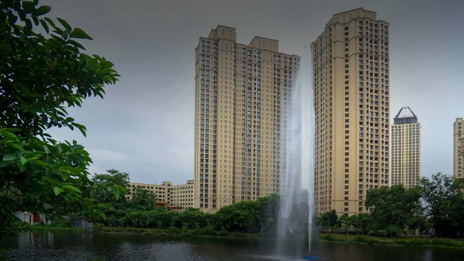 Solitaire, Hiranandani Estate, Thane photo 1