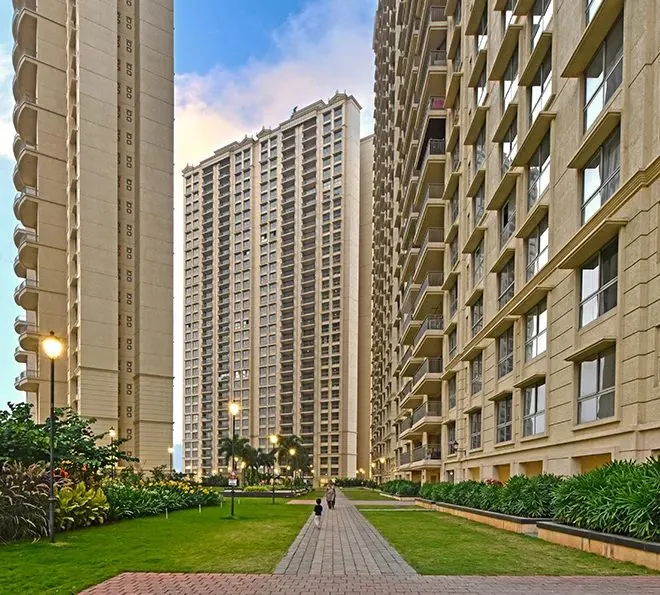 Zeus, Hiranandani Fortune City, Panvel photo 2